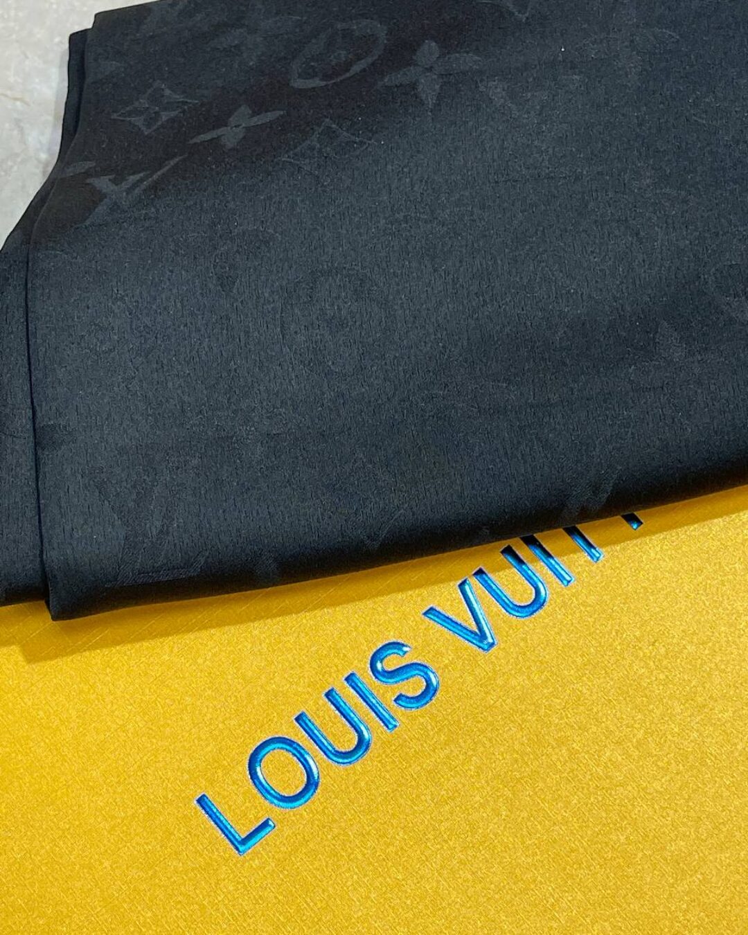 Шарф Louis Vuitton — изображение 5