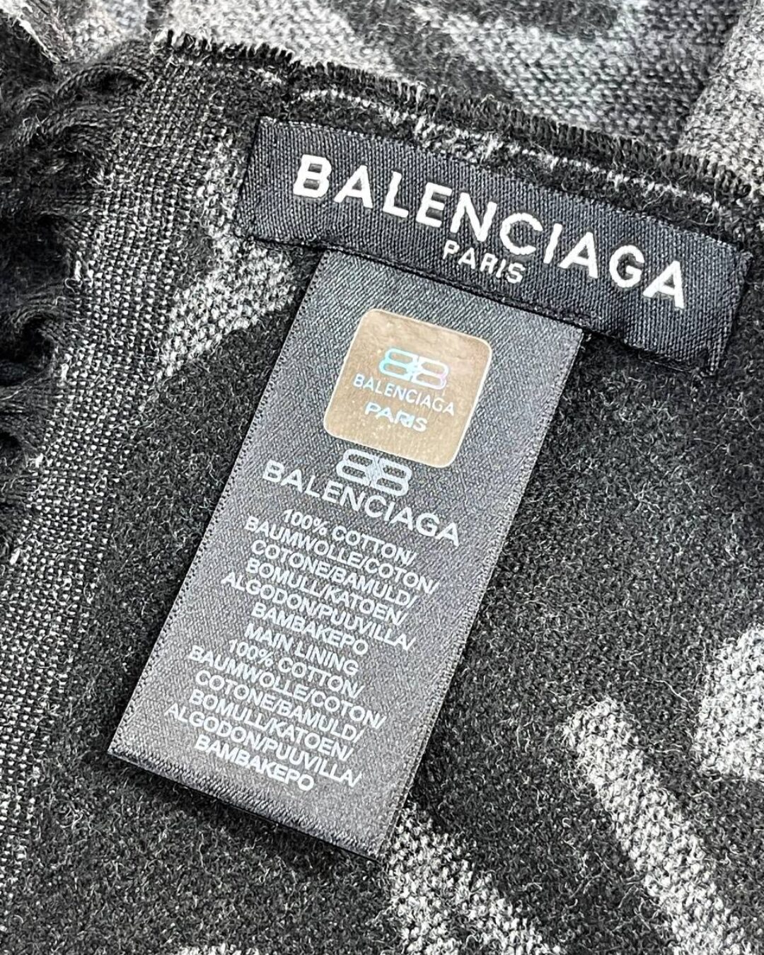 Шарф Balenciaga — изображение 4