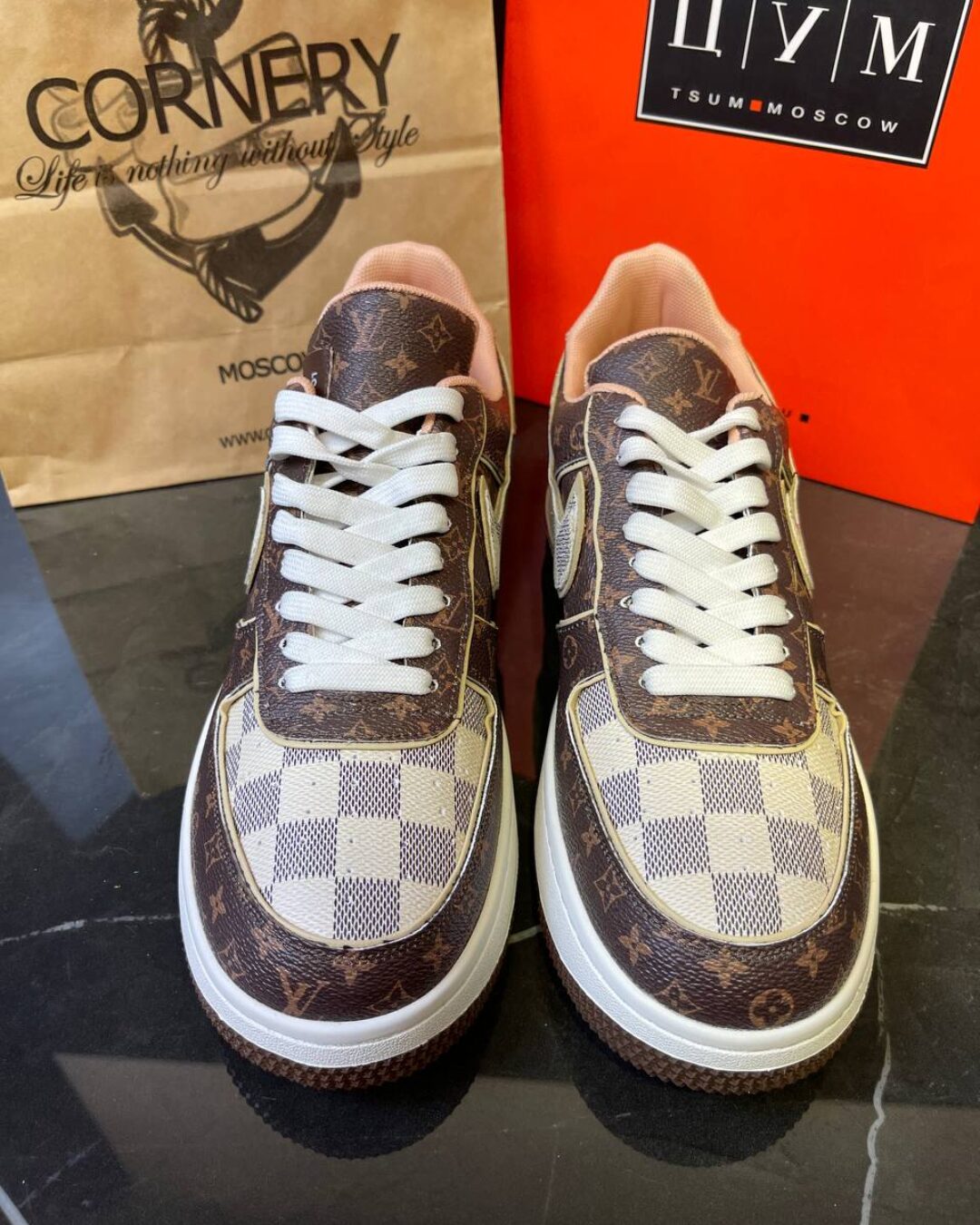 Nike Air Force 1 Low x Louis Vuitton Brown — изображение 2