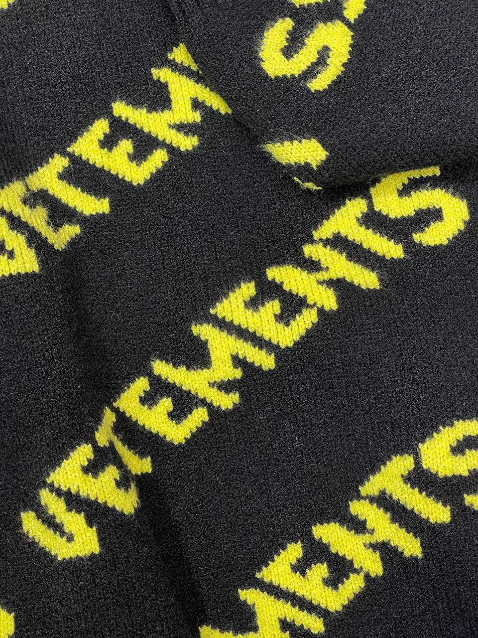 Свитер Vetements — фото 9