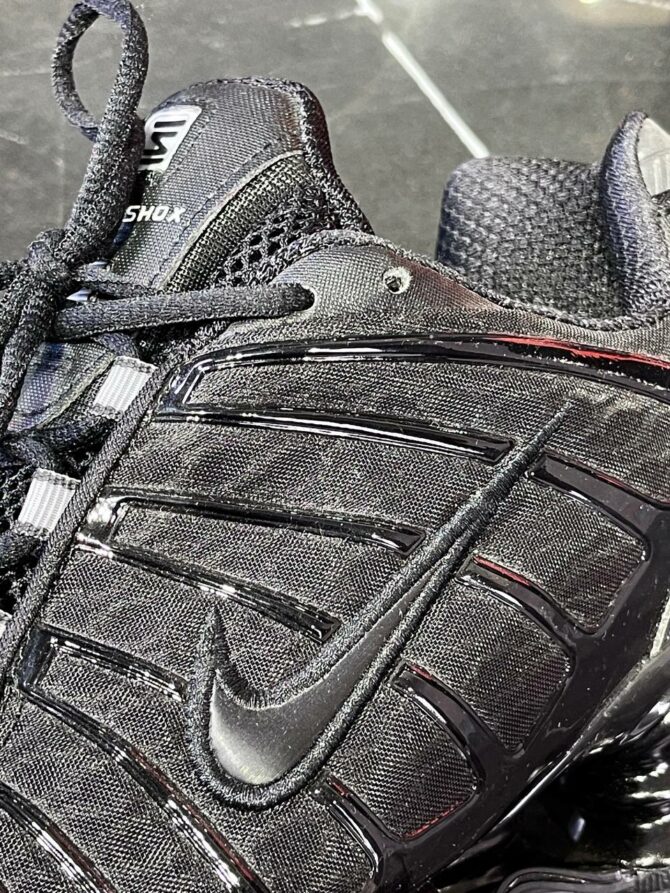 Кроссовки Nike — изображение 5
