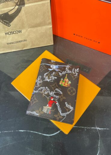 Обложка для паспорта Louis Vuitton