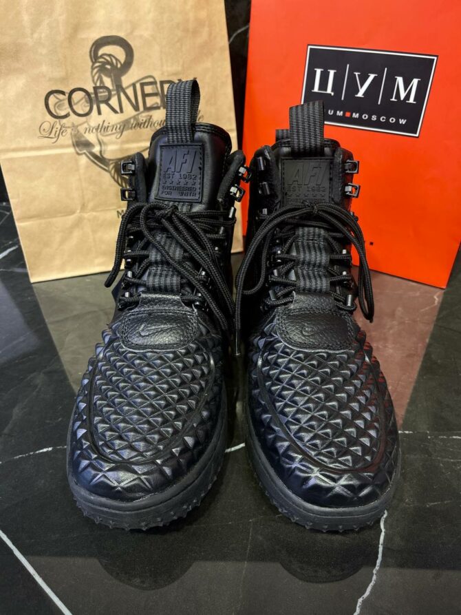 Кроссовки Nike — изображение 3