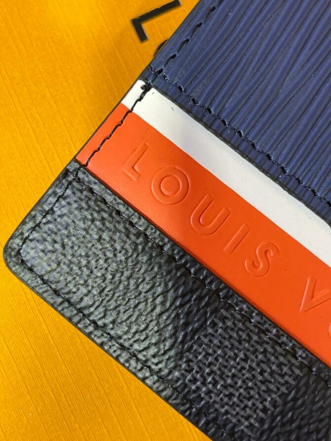 Картхолдер Louis Vuitton — изображение 3