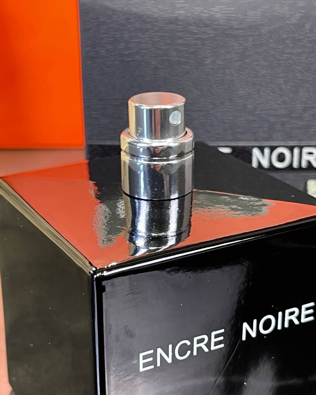 Парфюм Encre Noire Lalique — изображение 6