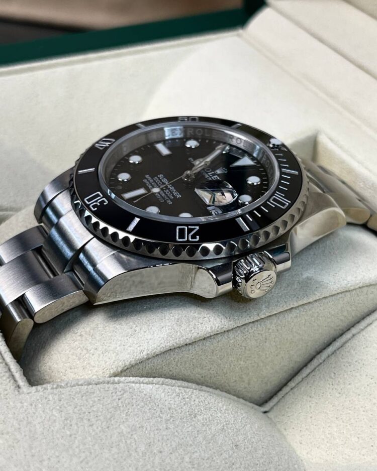 Часы Rolex Submariner Date Oyster — фото 4