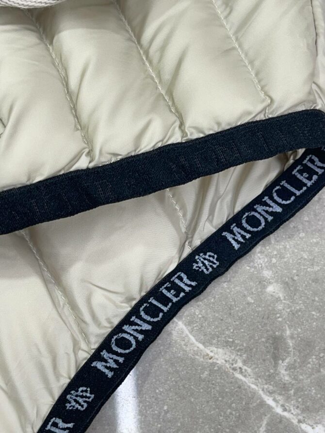 Жилет Moncler — изображение 7