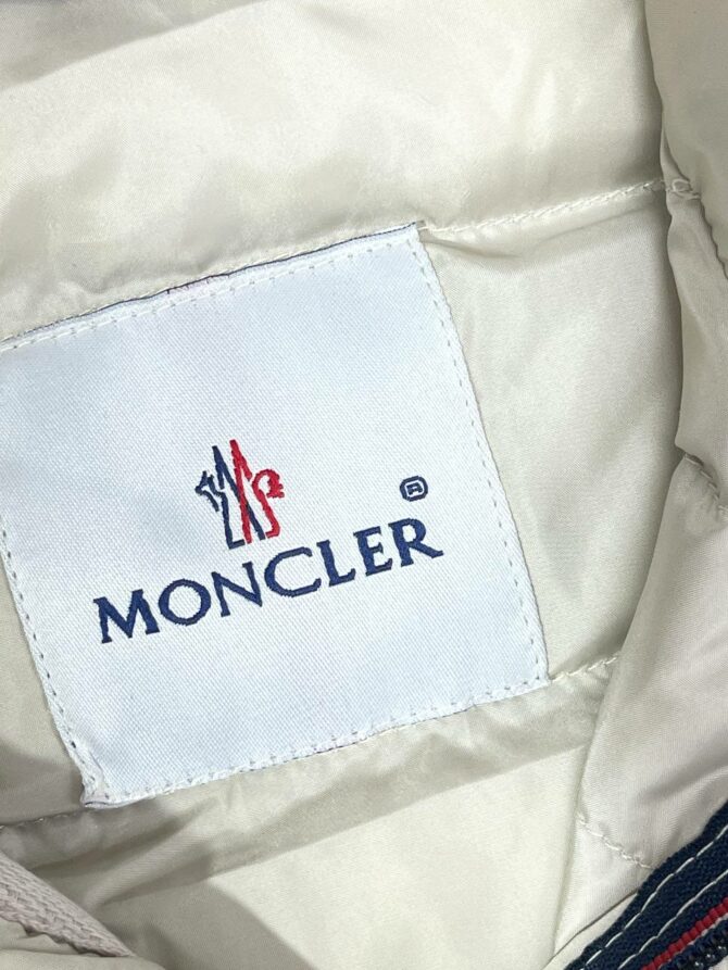 Жилет Moncler — изображение 9