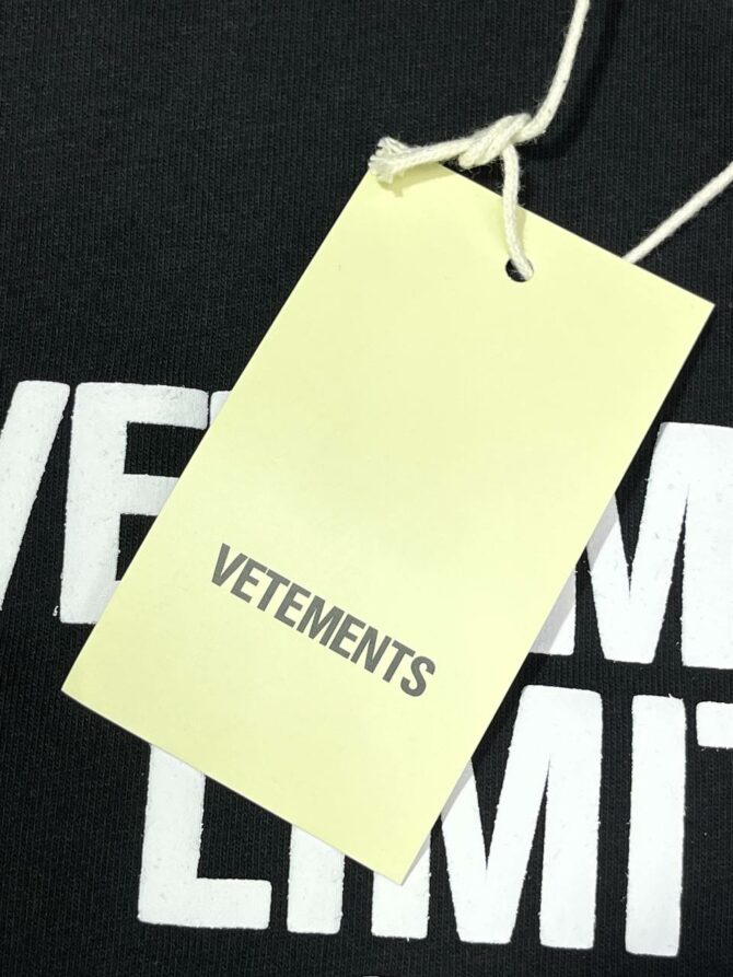 Футболка Vetements — изображение 7