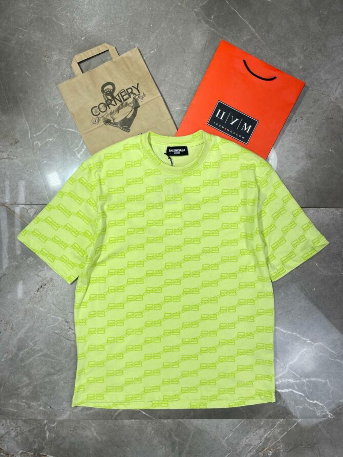 Футболка Balenciaga