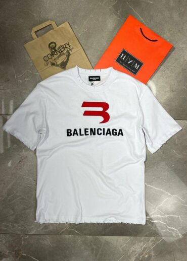 Футболка Balenciaga