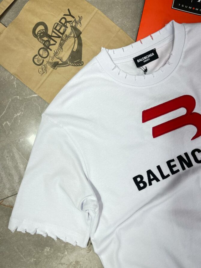 Футболка Balenciaga — изображение 3