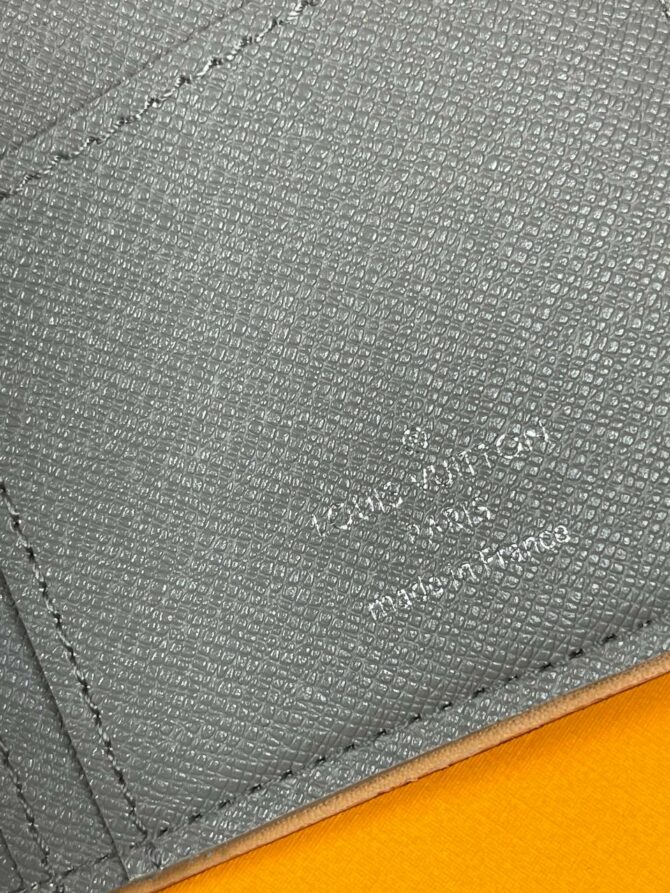 Кошелёк Louis Vuitton — изображение 2