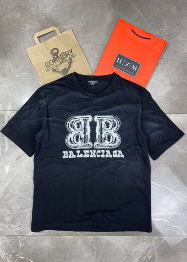 Футболка Balenciaga
