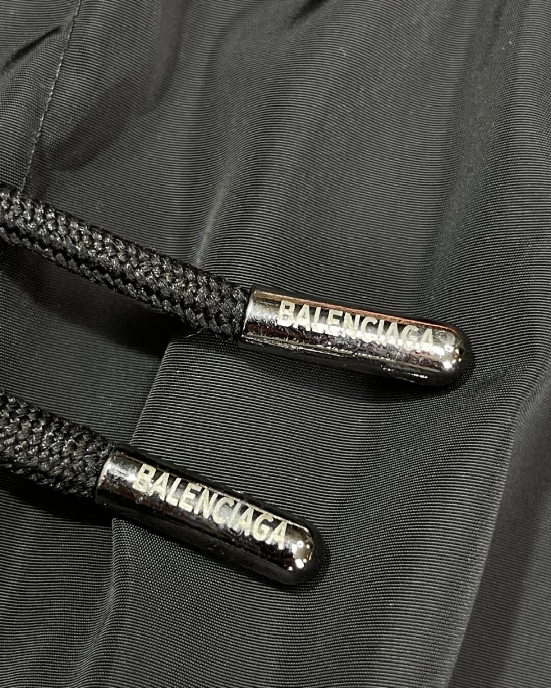 Шорты Balenciaga — изображение 9