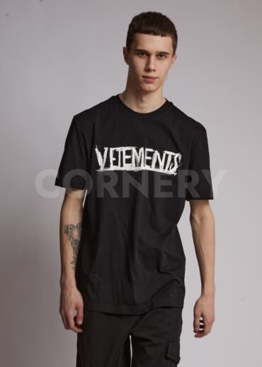 Футболка Vetements World Tour