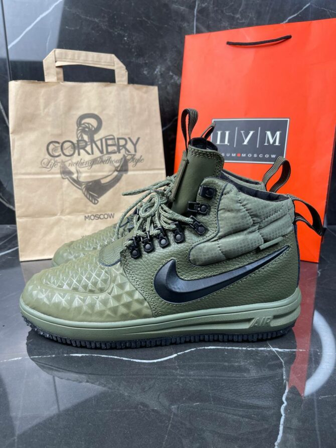 Кроссовки Nike — изображение 3