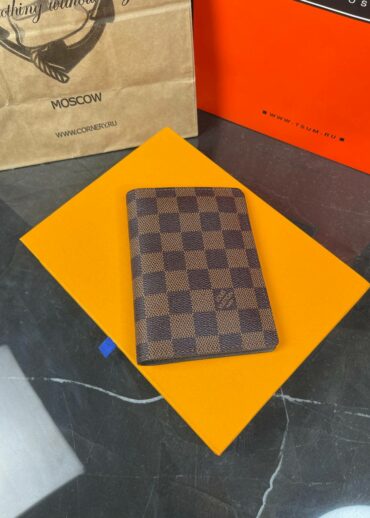 Обложка для паспорта Louis Vuitton