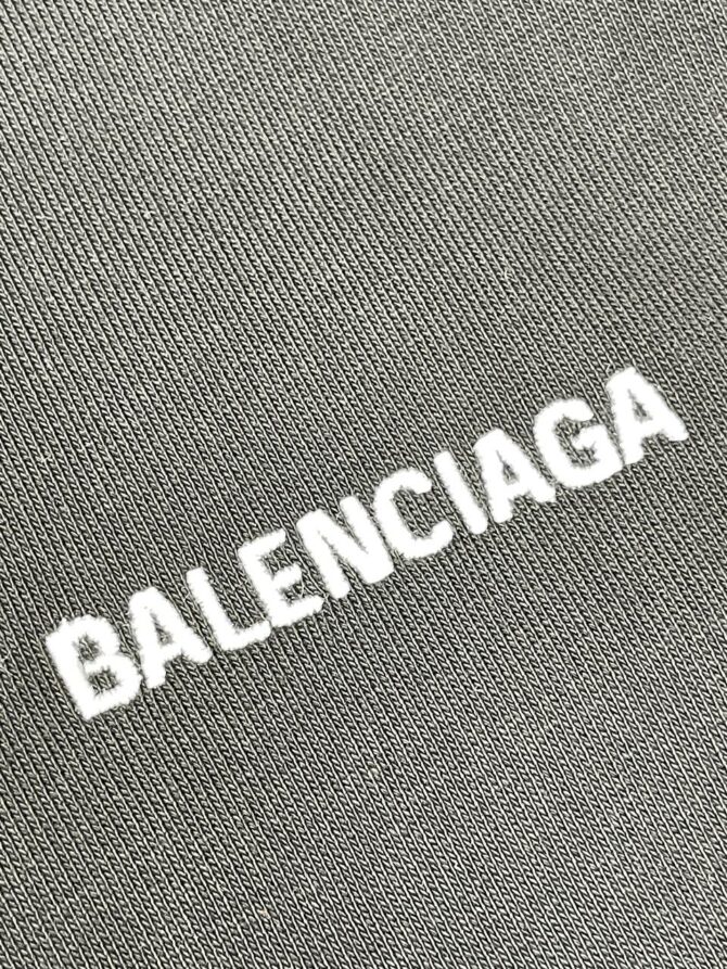 Худи Balenciaga — изображение 4