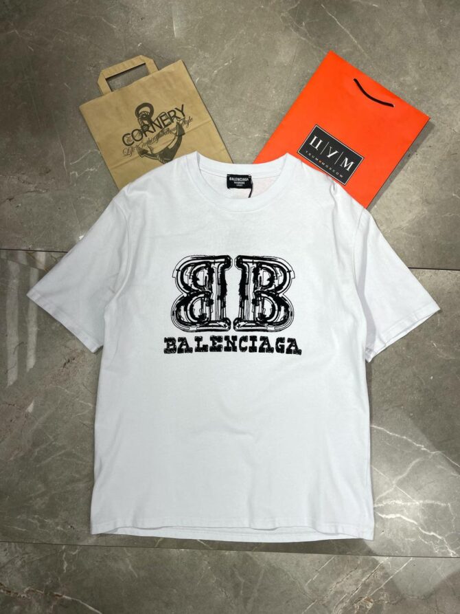 Футболка Balenciaga — изображение 9