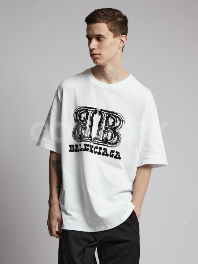 Футболка Balenciaga