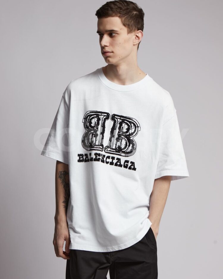 Футболка Balenciaga — фото 1