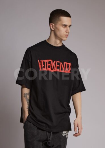 Футболка Vetements World Tour