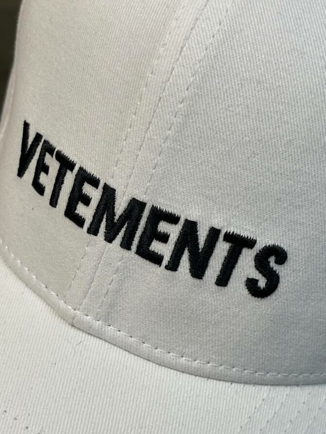 Кепка Vetements — изображение 4