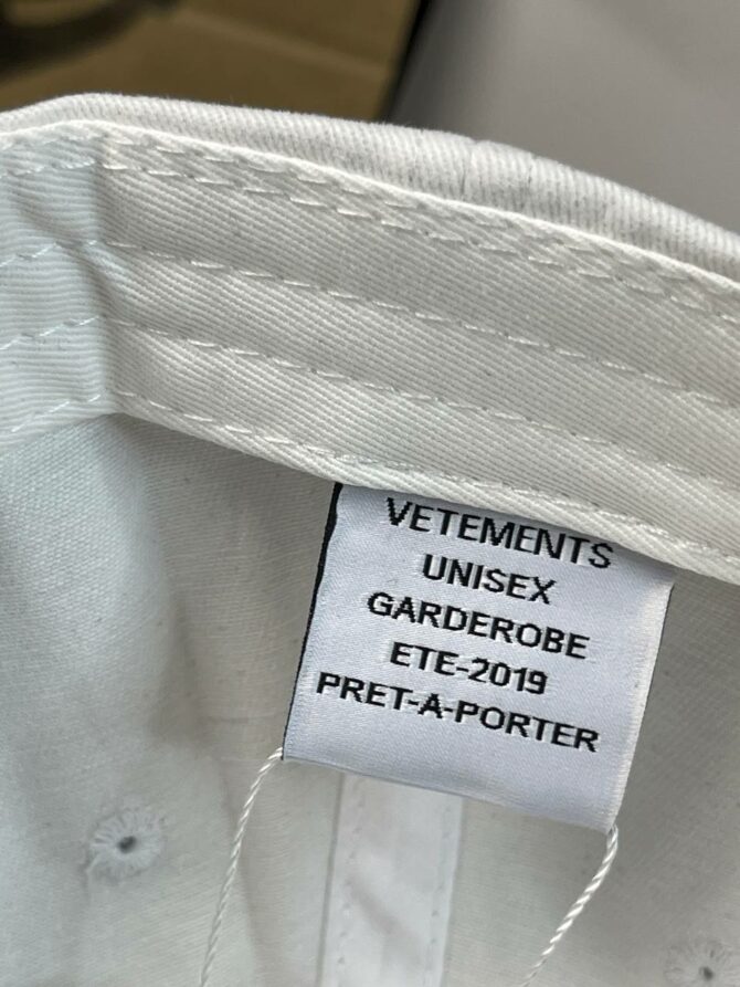 Кепка Vetements — изображение 8