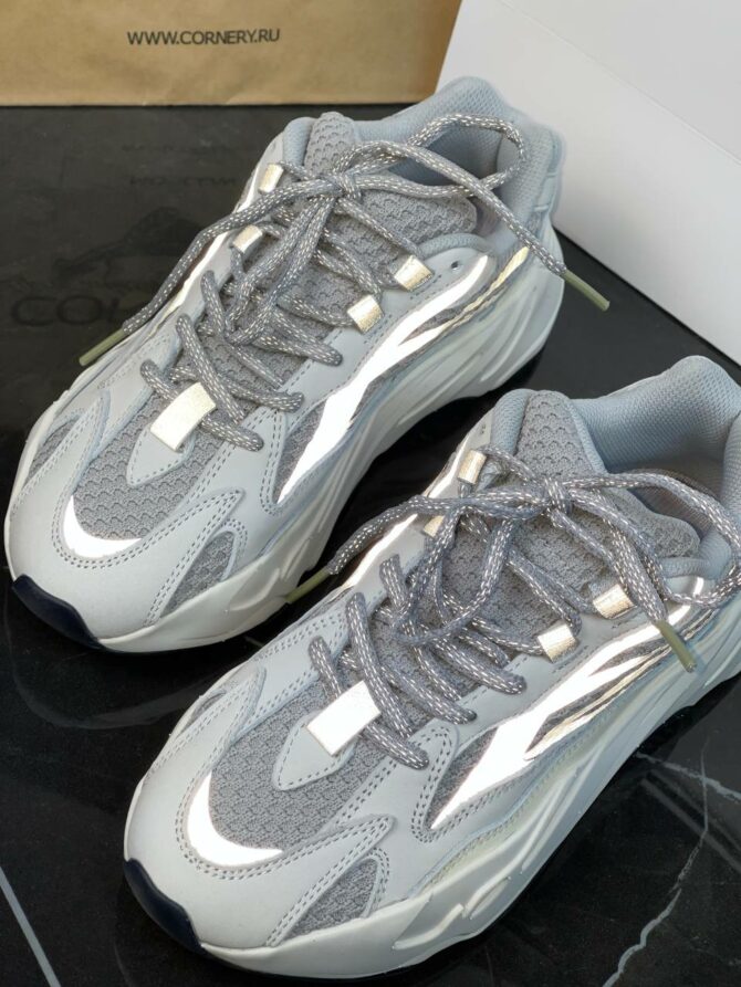Yeezy 700 Static — изображение 5