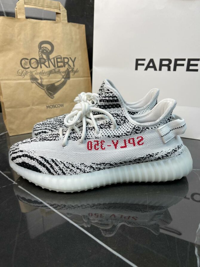 Yeezy 350 V2 Zebra — изображение 5