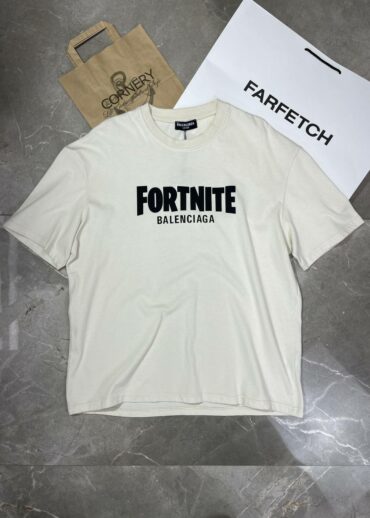 Футболка Balenciaga