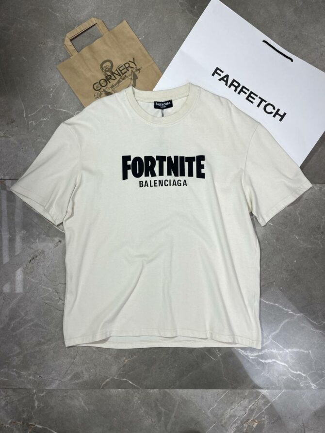 Футболка Balenciaga