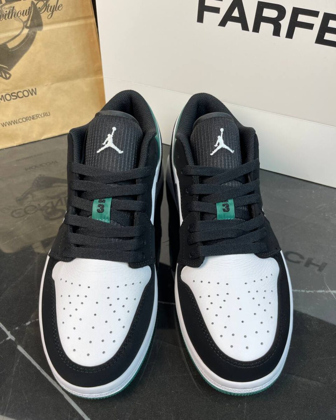 Кеды Air Jordan 1 Low White/Black Mystic Green — изображение 4
