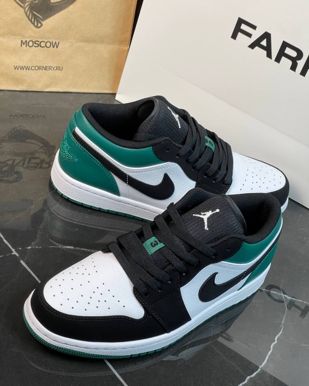 Кеды Air Jordan 1 Low White/Black Mystic Green — изображение 7