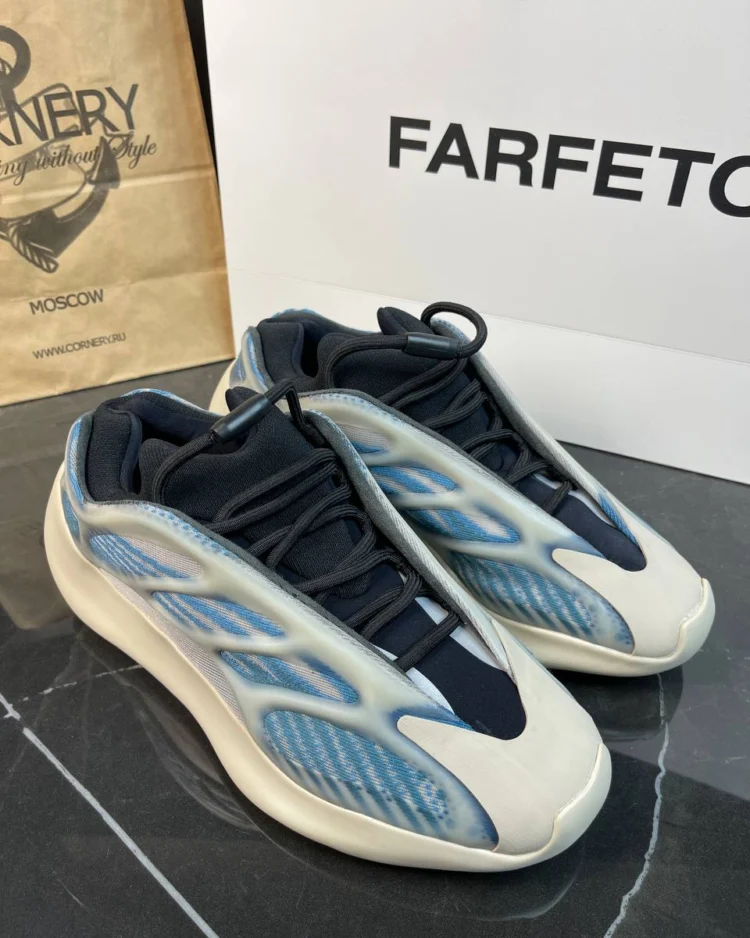 Yeezy 700 V3 Kyanite (дисконт) — фото 1