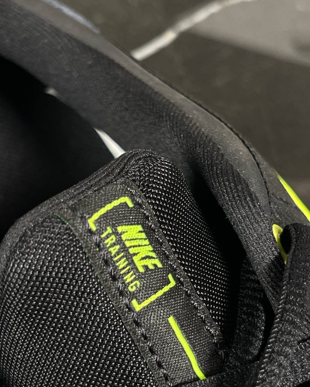 Кроссовки Nike Air Max AP (дисконт) — изображение 3