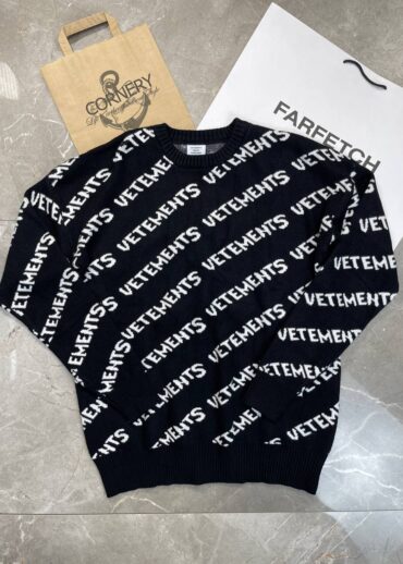 Свитер Vetements