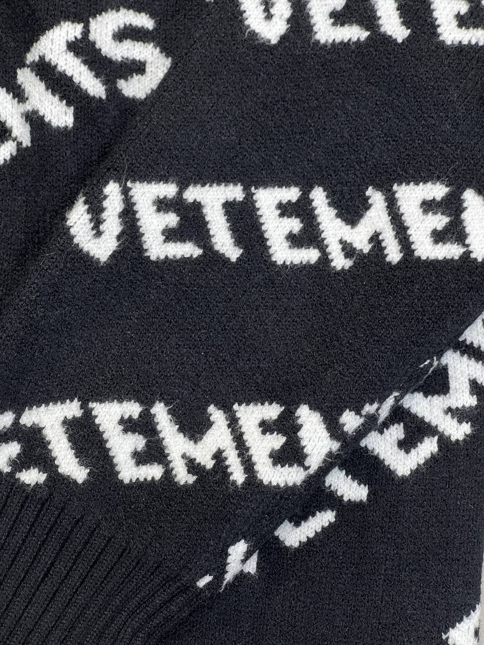 Свитер Vetements — фото 6