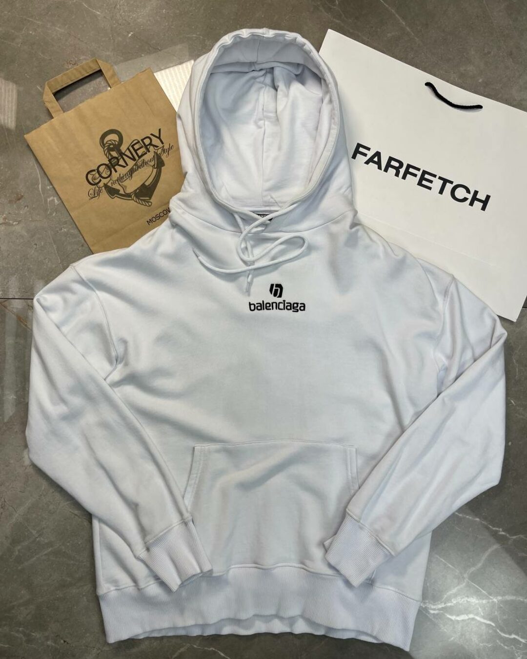 Худи Balenciaga