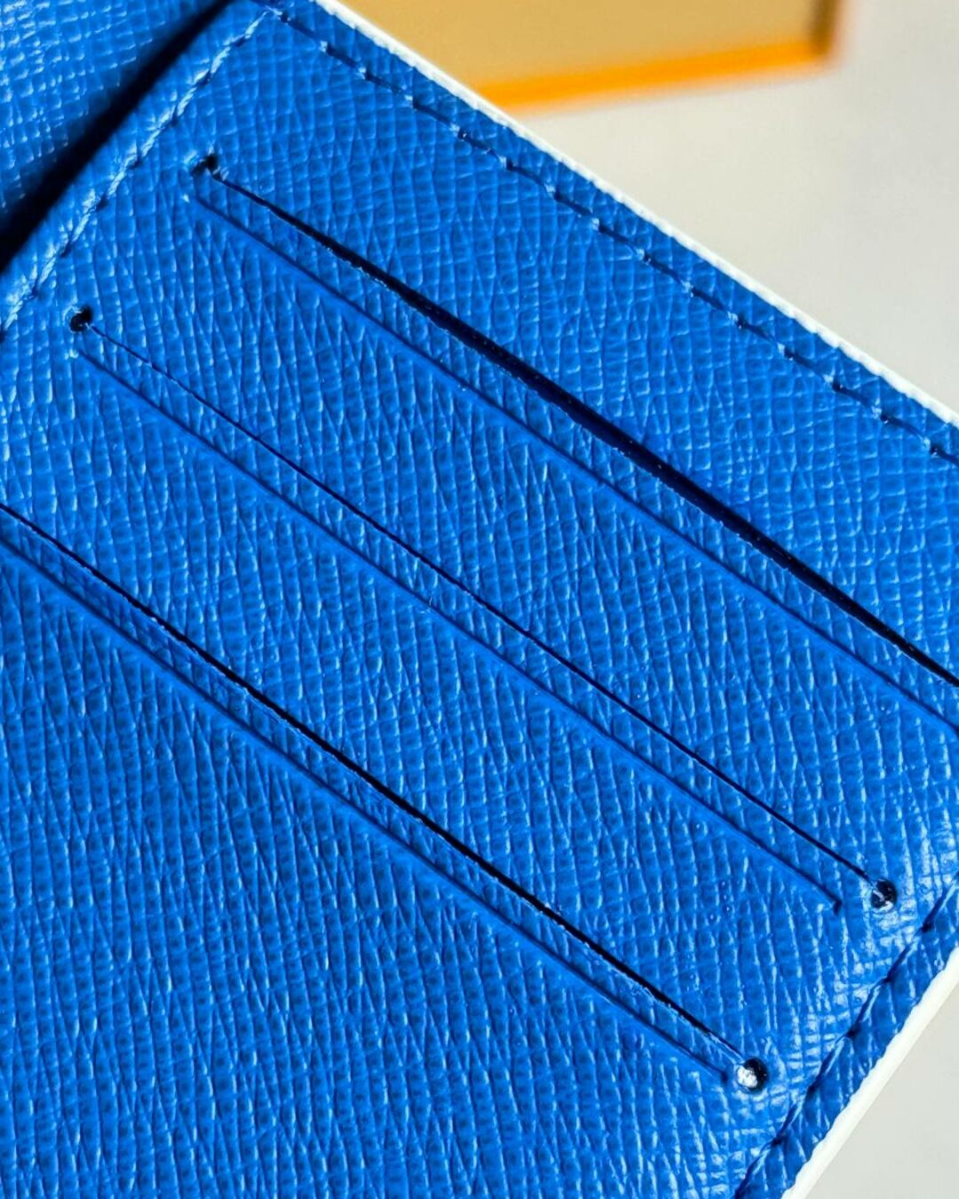 Картхолдер Louis Vuitton — изображение 5