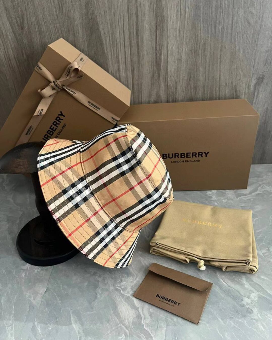 Панама Burberry — изображение 2
