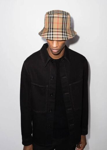 Панама Burberry