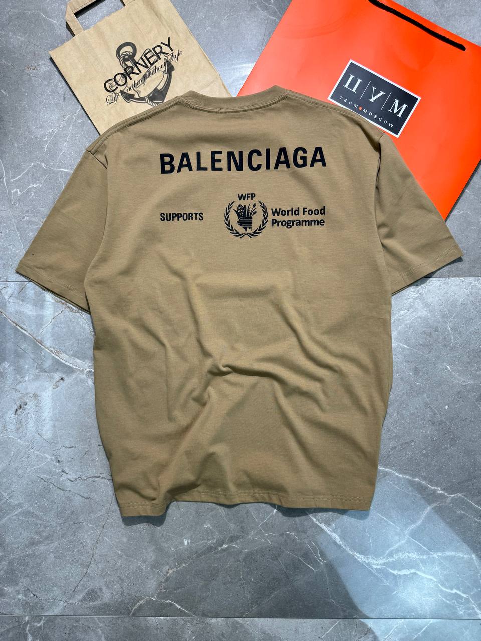 Футболка Balenciaga — фото 3
