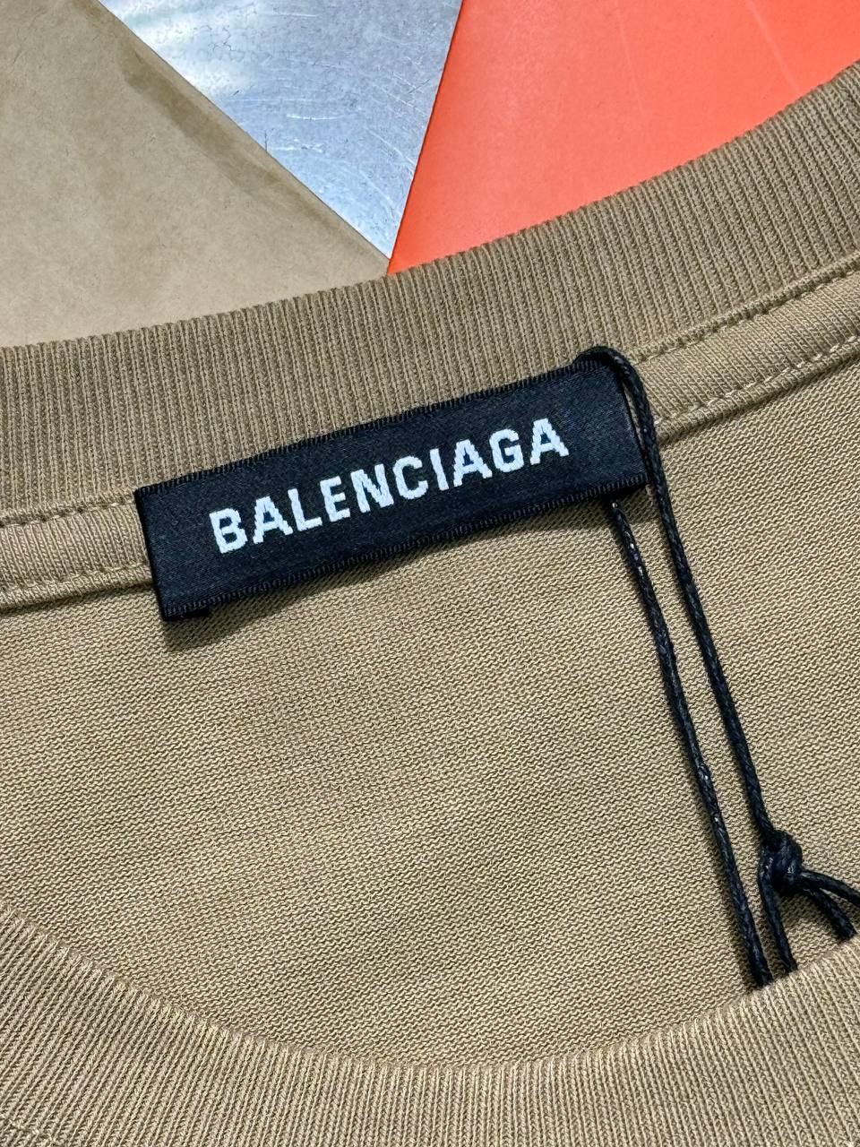 Футболка Balenciaga — фото 7