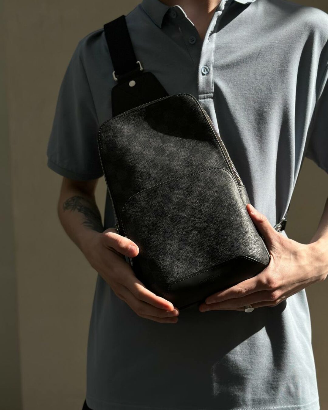 Сумка Louis Vuitton Avenue — изображение 2