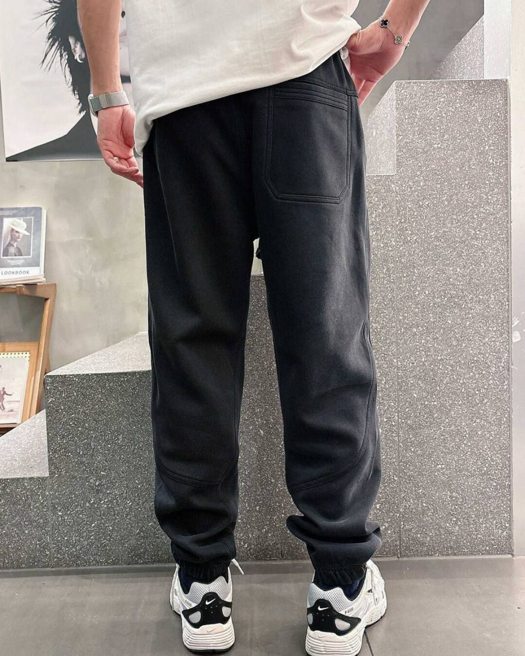 Спортивные штаны Louis Vuitton — изображение 2