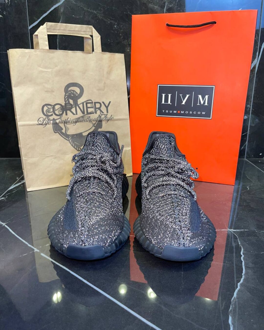 Yeezy 350 V2 Static Black Reflective — изображение 2