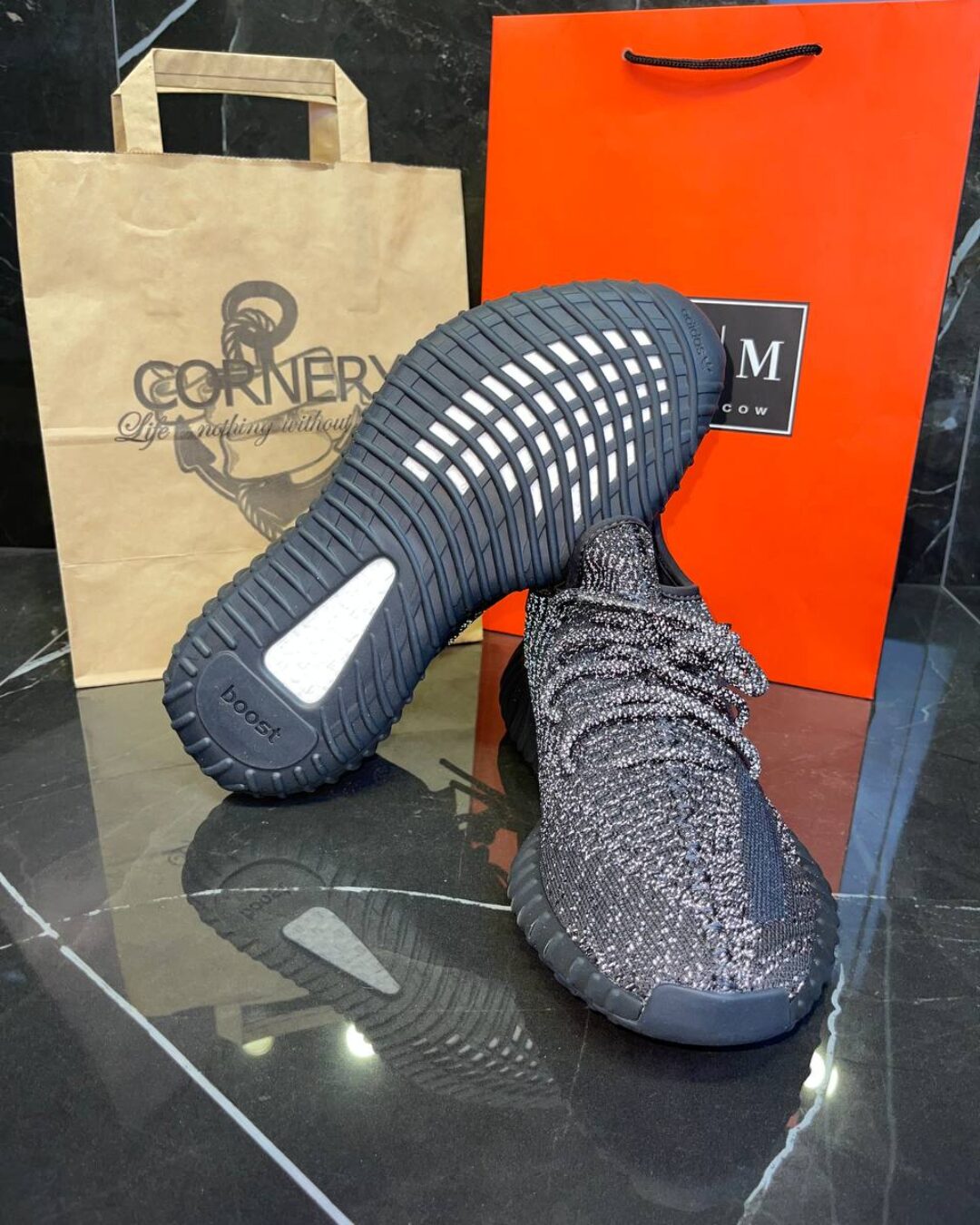 Yeezy 350 V2 Static Black Reflective — изображение 6