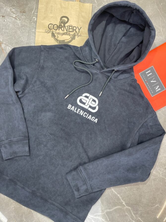 Худи Balenciaga — изображение 5